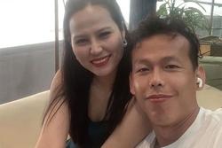 Thủ môn tuyển Việt Nam chuyển cả trăm triệu mừng sinh nhật vợ