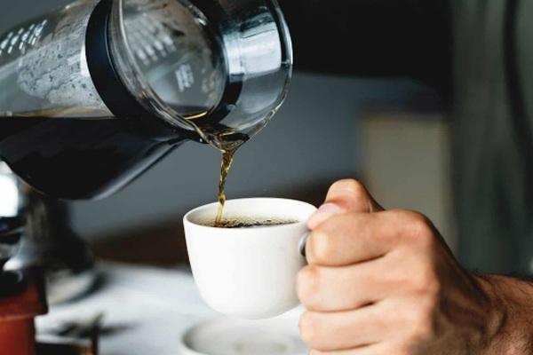 5 thói quen uống cà phê nguy hiểm mà người hiện đại nào cũng mắc-4