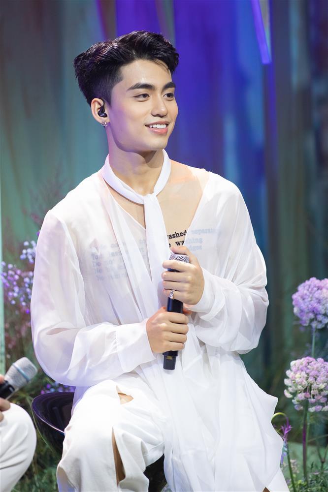 Sơn Tùng nhập hội fan MONO, quẩy trên nền nhạc bài mới của em trai-2