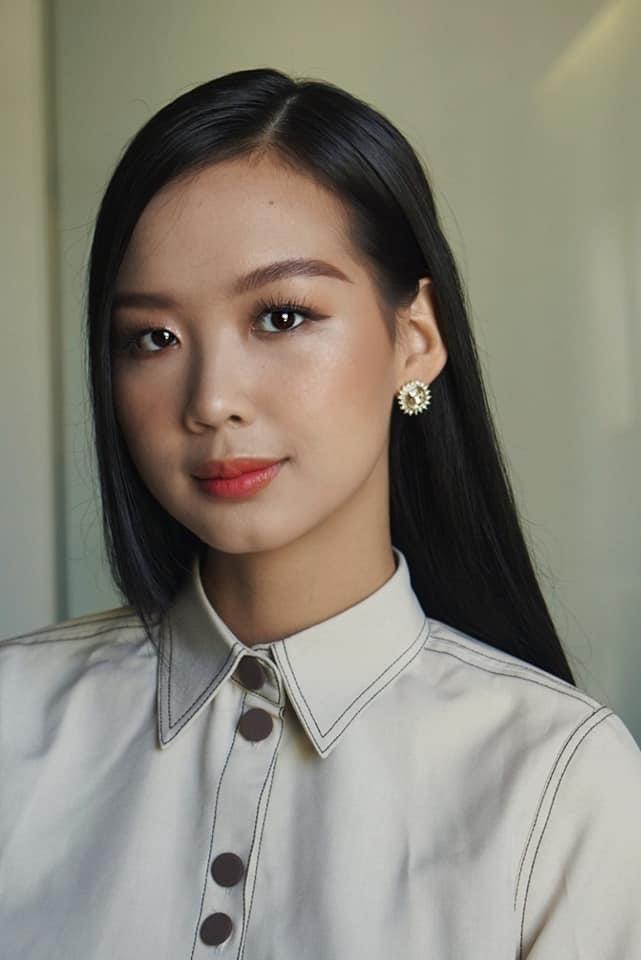 Phong cách thời trang đời thường của Á hậu cao nhất lịch sử Việt Nam-3