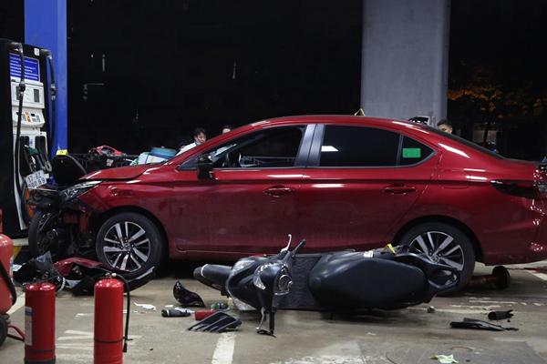 Tài xế đâm hàng loạt người ở cây xăng bị xử lý thế nào?-2