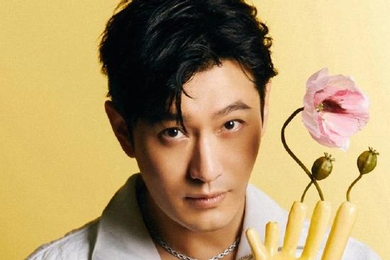 Scandal tình ái vây quanh Huỳnh Hiểu Minh sau khi ly hôn