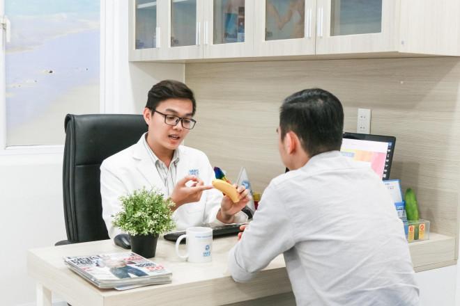 Đau mỏi lưng, tiểu nhiều sau chuyện ấy có phải do thận yếu?-1