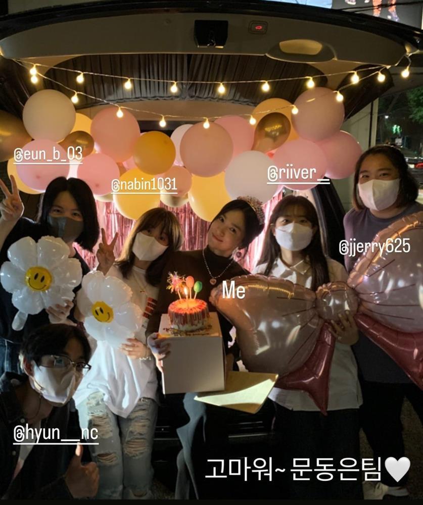 Song Hye Kyo đeo bộ trang sức 100K mà tưởng hàng cao cấp-1