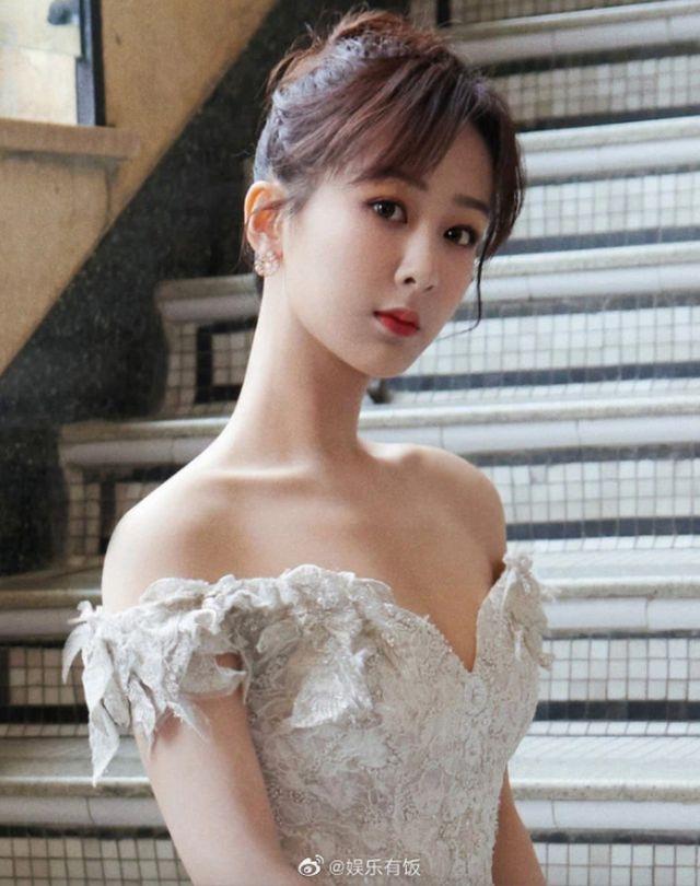 Dương Tử có nhiều hành động từ kém duyên đến phản cảm-2