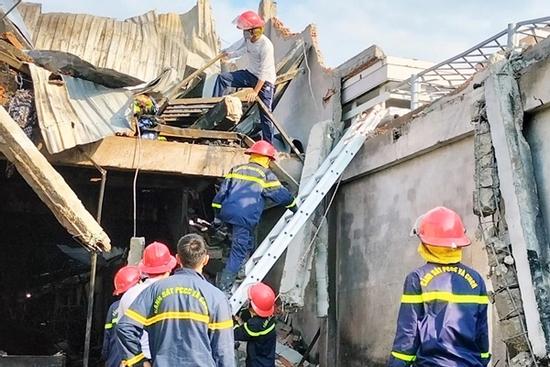 Tiếp tục tìm kiếm 3 mẹ con trong vụ cháy ở Ninh Thuận