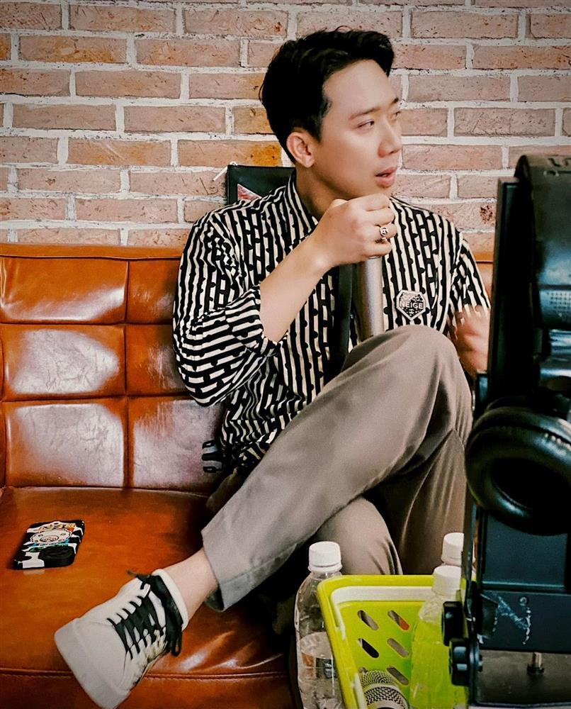 Tin showbiz Việt ngày 14/8: Bạn gái Huỳnh Anh tự nhận mồm vâu-8