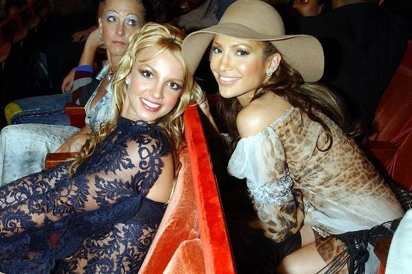 Britney Spears chiến chồng cũ, Jennifer Lopez nhắn tin ủng hộ-1