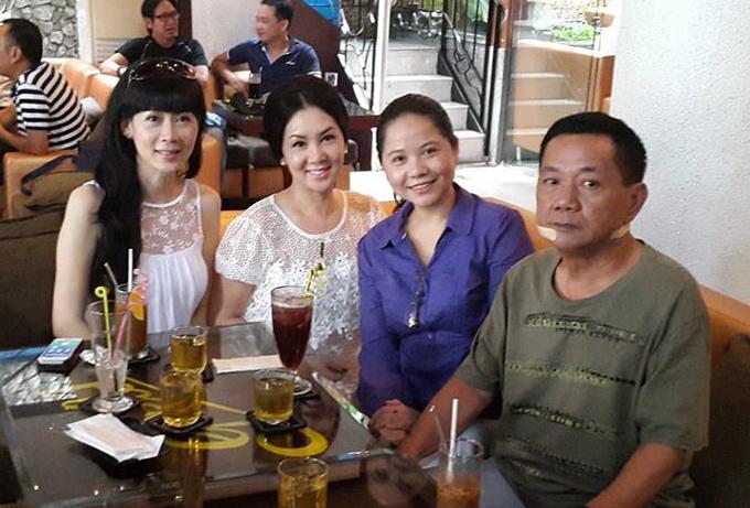 4 lần Diễm Hương hội ngộ bạn bè nghệ sĩ tại Sài Gòn-7