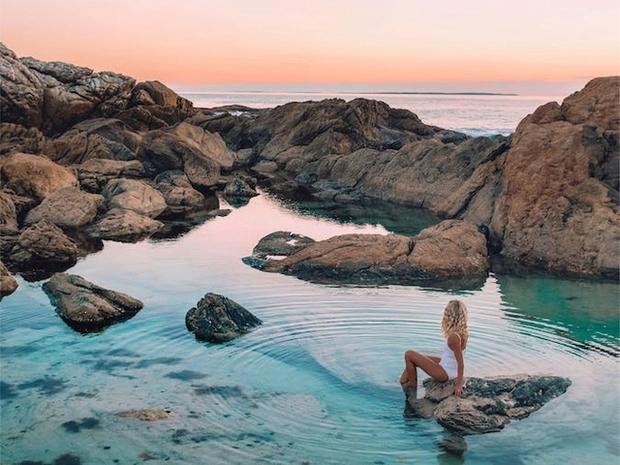 Vùng biển kỳ cục chỉ 1 người tắm 1 lần mà khách vẫn xếp hàng tấp nập-4