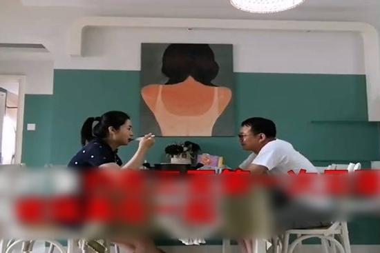 Điều bất ngờ sau 5 ngày ở chung nhà với bạn trai quen qua mạng