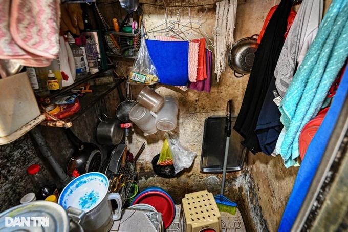 Chuyện đời buồn của gia đình ba thế hệ sống trong căn nhà 6m2 ở Hà Nội-2