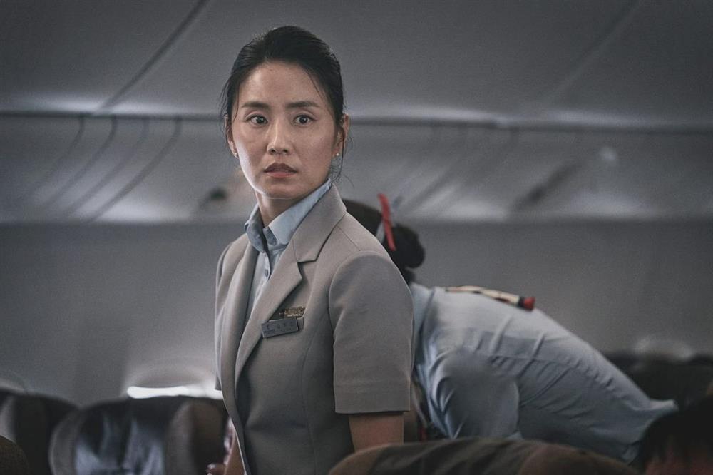 Hạ Cánh Khẩn Cấp - Diễn viên hạng A nhưng kịch bản tầm trung-4