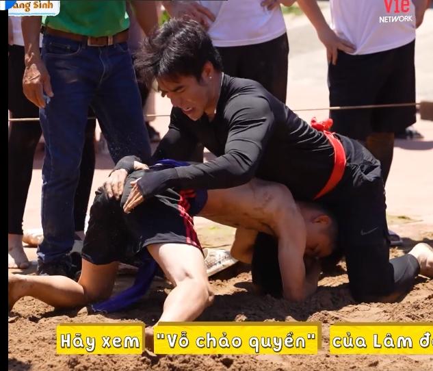 Chơi quá hăng, Lê Dương Bảo Lâm bóp tan nát nội thất người tham gia-1