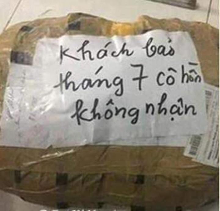 Loạt khoảnh khắc khó đỡ vô tình nhìn thấy khi ra đường tháng cô hồn-7