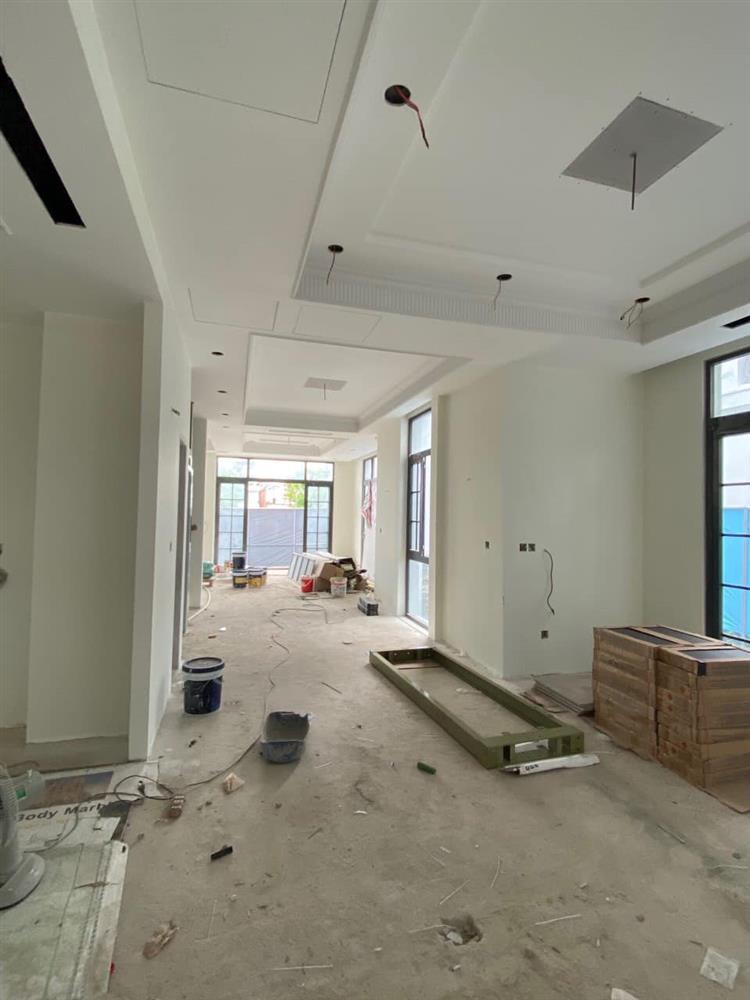 Đoàn Di Băng hé lộ biệt thự bạc tỷ tặng bố mẹ, bên trong choáng-6