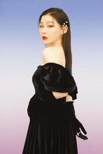 Bị coi như người hầu và góc khuất nghề trợ lý sao Trung Quốc-1