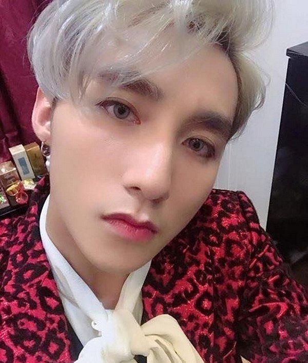 Học trò quý ông của Hương Giang trang điểm đậm ngang thầy-8