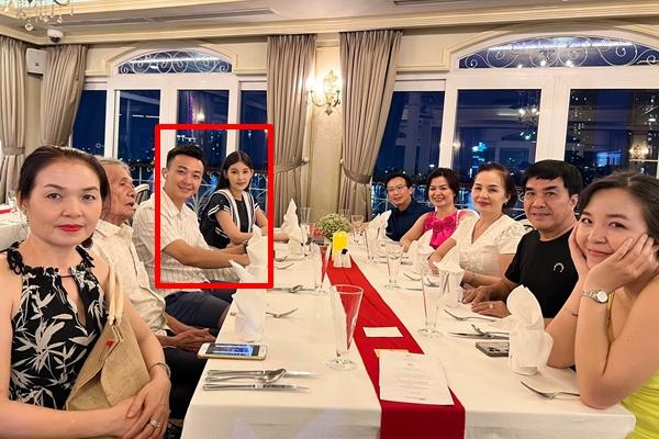 Bố mẹ chồng Lê Âu Ngân Anh sống sang chảnh, du lịch khắp nơi-38