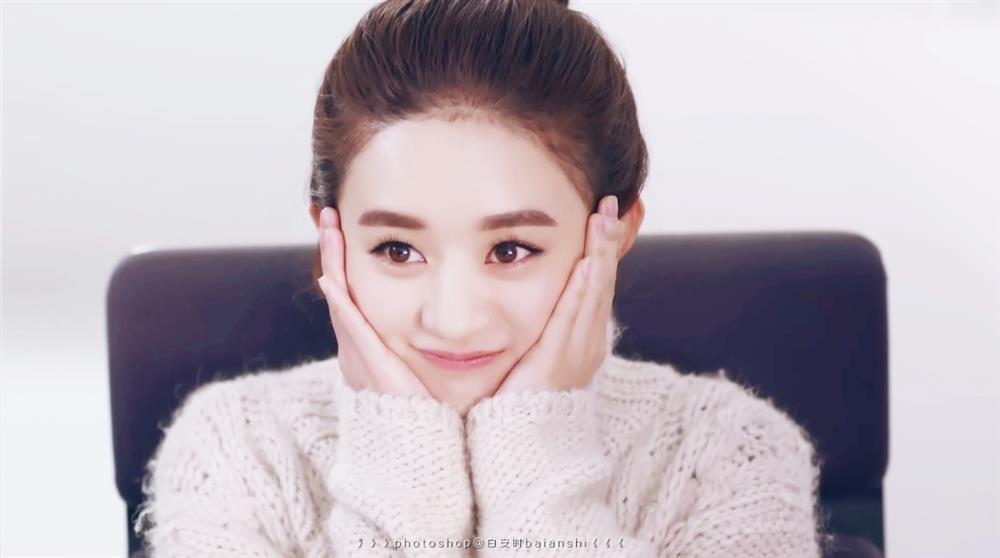 4 nàng thơ của Cố Mạn: Triệu Lệ Dĩnh hay Nhiệt Ba hợp vai hơn?-1