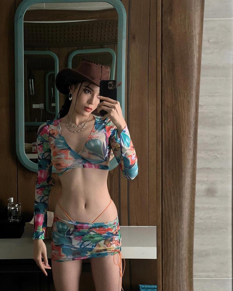 Diện bikini giả nội y, Thiều Bảo Trâm, Midu khoe cơ bụng số 11-5