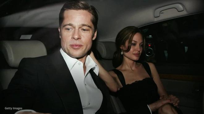 Vụ xô xát trên máy bay của Angelina Jolie và Brad Pitt-1