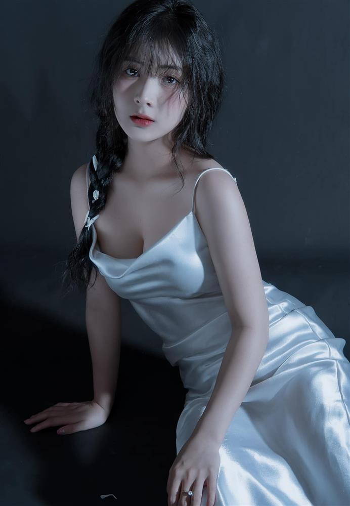 Bị dân mạng lùng clip 3 phút, Quỳnh Alee phát ngôn sốc-2