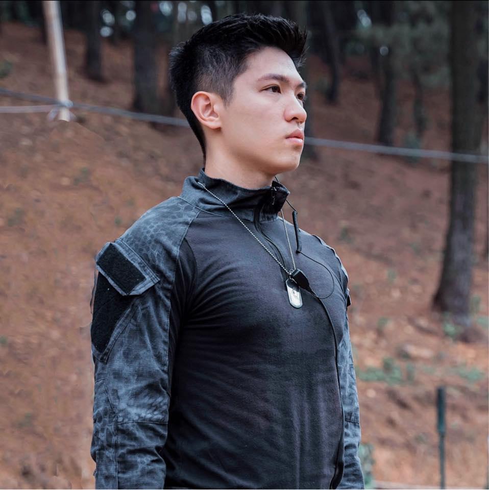 Info nam chính đầu tiên ngồi ghế nóng Người Ấy Là Ai-3