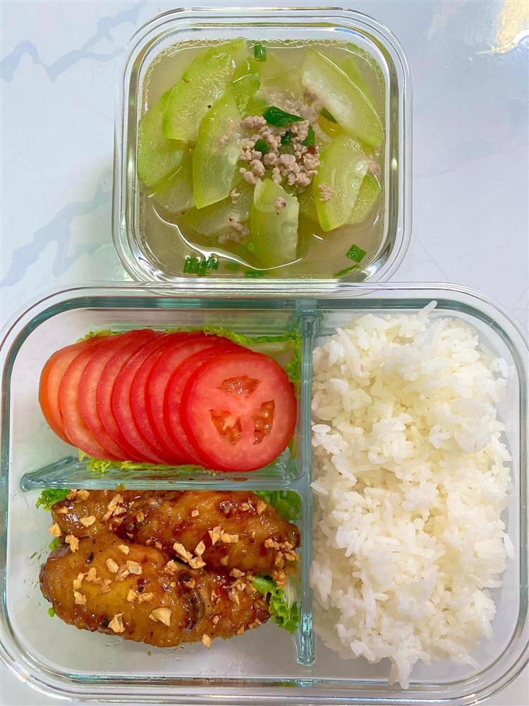 Vợ người ta khoe loạt siêu phẩm cơm hộp cho chồng mang đi làm-2