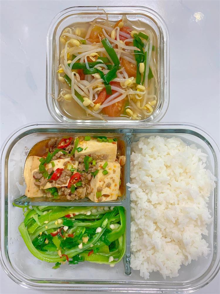 Vợ người ta khoe loạt siêu phẩm cơm hộp cho chồng mang đi làm-3