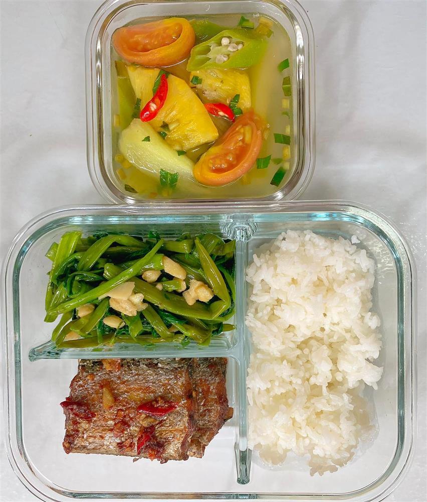 Vợ người ta khoe loạt siêu phẩm cơm hộp cho chồng mang đi làm-6