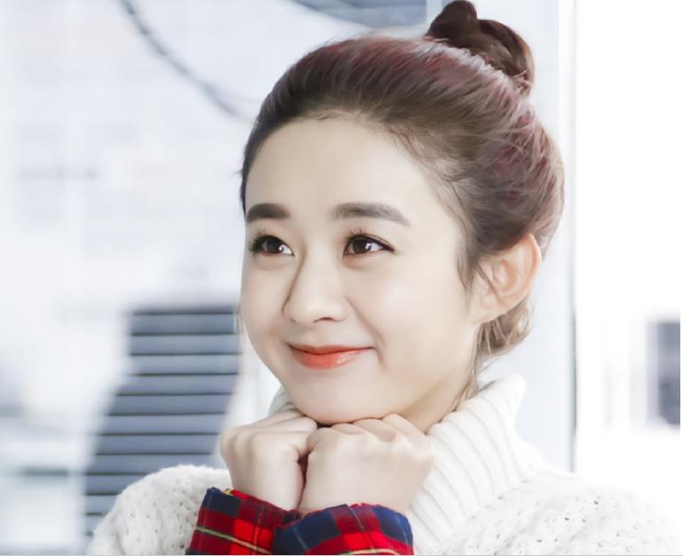 4 mỹ nhân má bánh bao: Triệu Lộ Tư khác nào bản sao Triệu Lệ Dĩnh-1