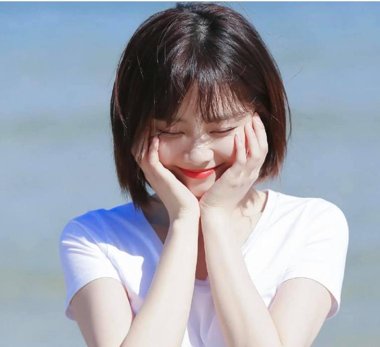 4 mỹ nhân má bánh bao: Triệu Lộ Tư khác nào bản sao Triệu Lệ Dĩnh-7