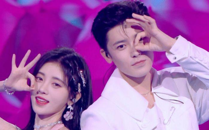 Loạt sao Việt sở hữu siêu hit, làm mưa làm gió khắp xứ Trung-5