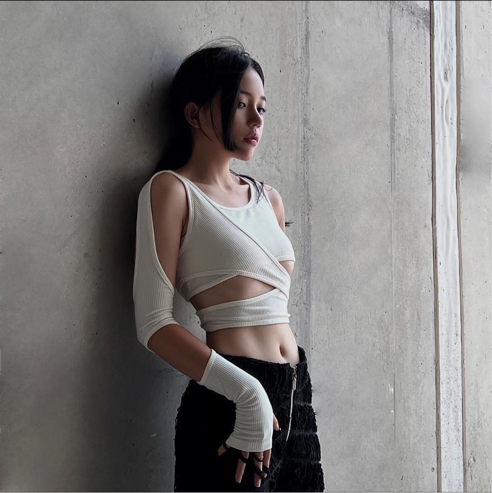 TikToker nghi nữ chính thứ 2 trong clip phê pha ầm ĩ MXH là ai?-4