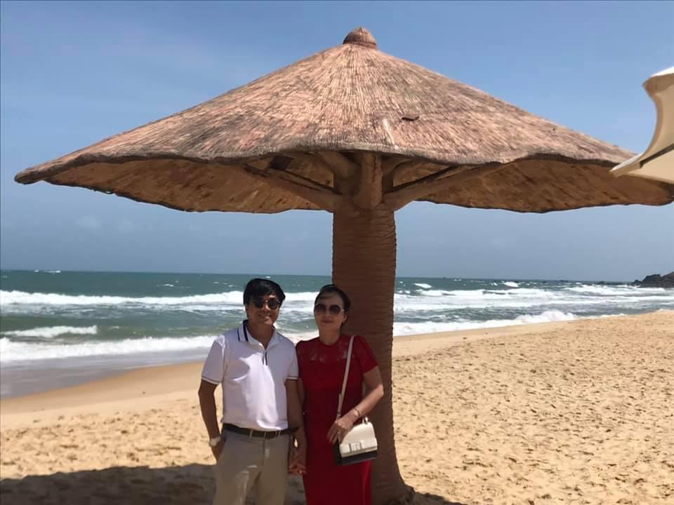 Bố mẹ chồng Lê Âu Ngân Anh sống sang chảnh, du lịch khắp nơi-33