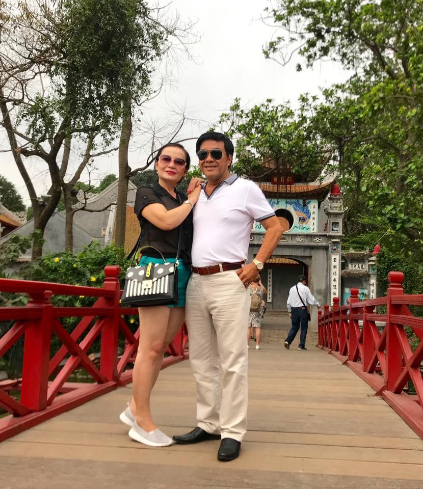 Bố mẹ chồng Lê Âu Ngân Anh sống sang chảnh, du lịch khắp nơi-17