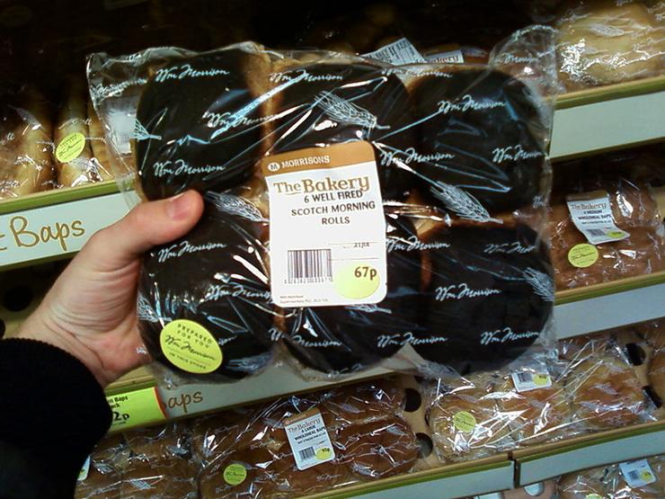 Ổ bánh mì cháy đen như than, người khen ngon người sợ bị ung thư-4