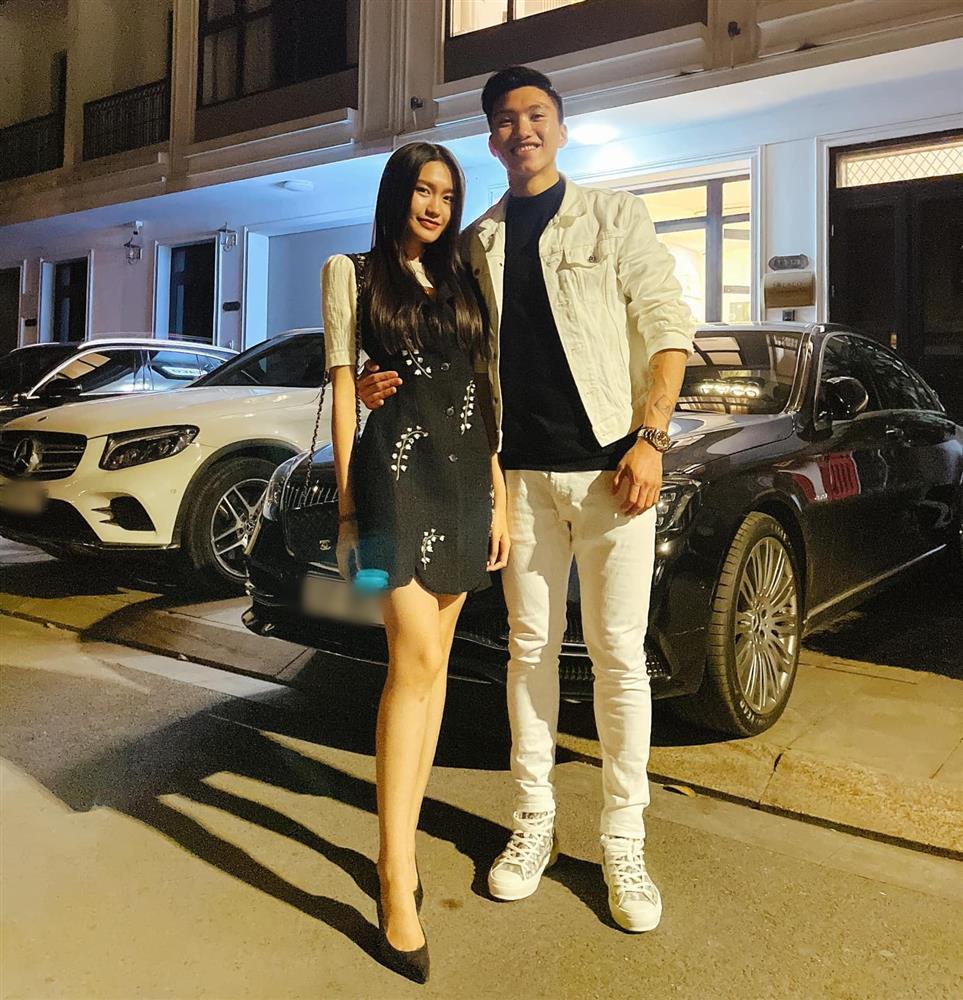 Doãn Hải My mặc áo Đoàn Văn Hậu, check in ở phòng riêng-8