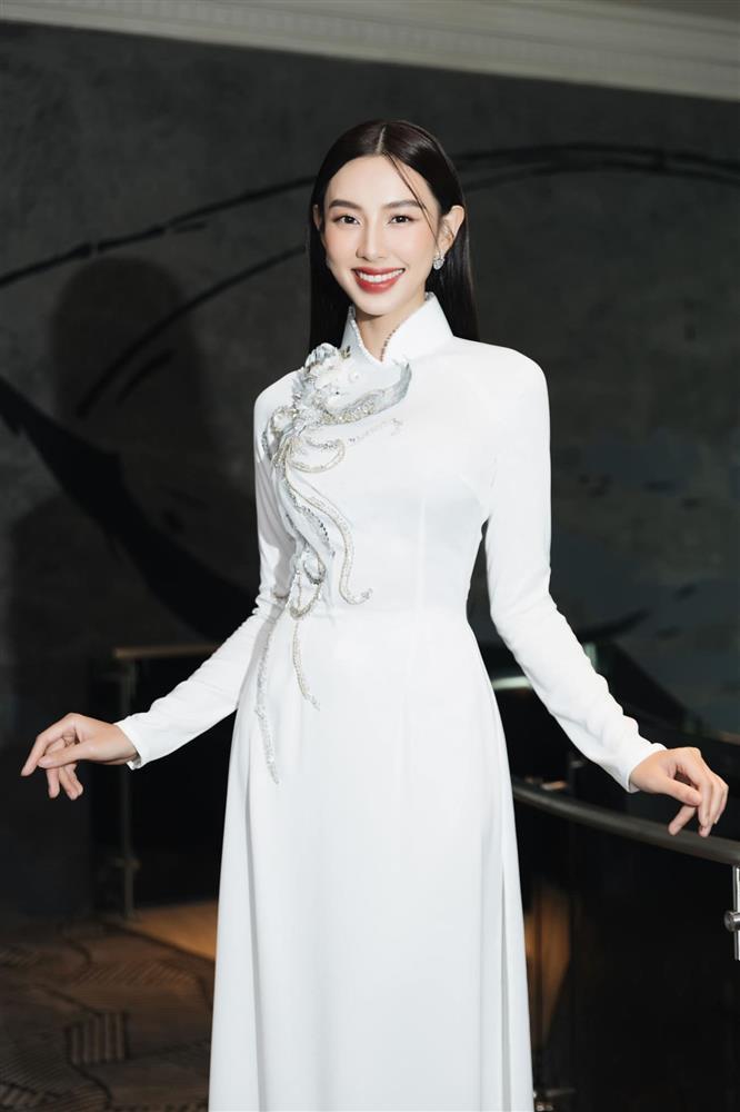 Thùy Tiên thử gắn mái ngố giống Hà Anh, fan tràn vào chê tới tấp-9