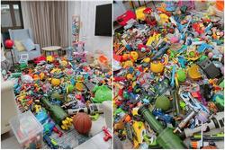 Bố mẹ ám ảnh kinh hoàng khi nhìn đống đồ chơi của con trai