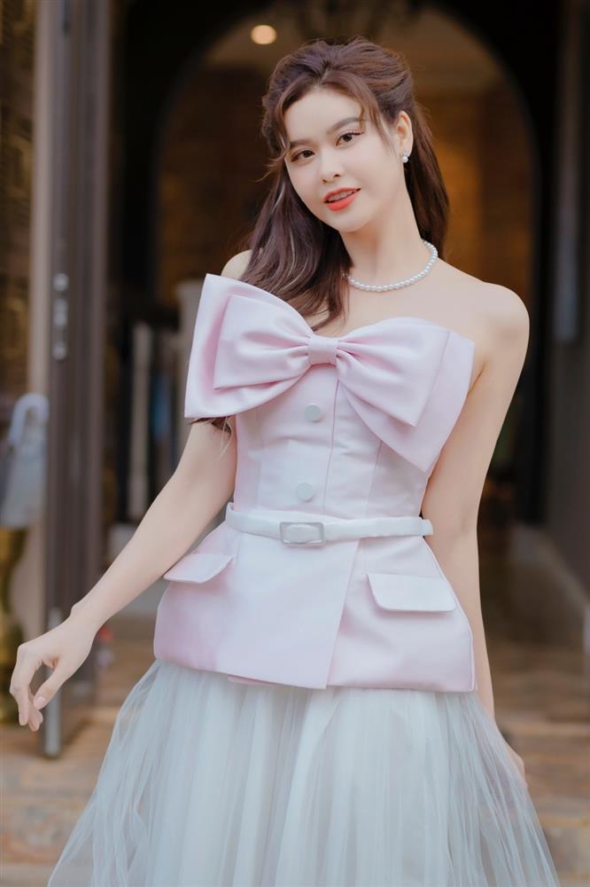 Trương Quỳnh Anh đi hát trở lại sau 2 năm điều trị bệnh u tuyến giáp-1