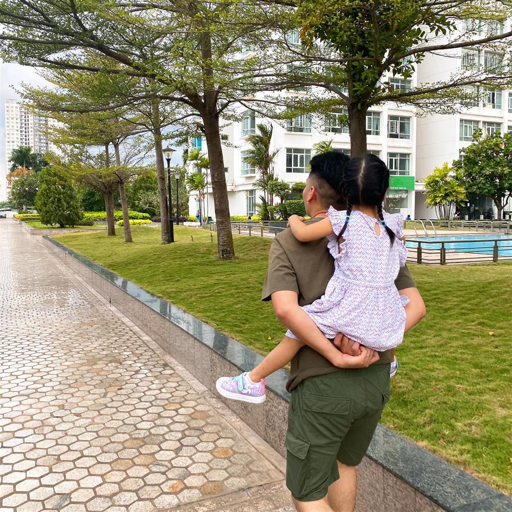 Tin showbiz Việt ngày 18/8: Thanh Thảo ngỡ ngàng góc khuất Hồng Ngọc-8