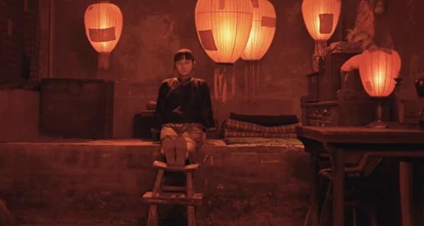 Cửa trước không đốt đèn, sân sau không sáng sủa, ý nghĩa là gì?-1