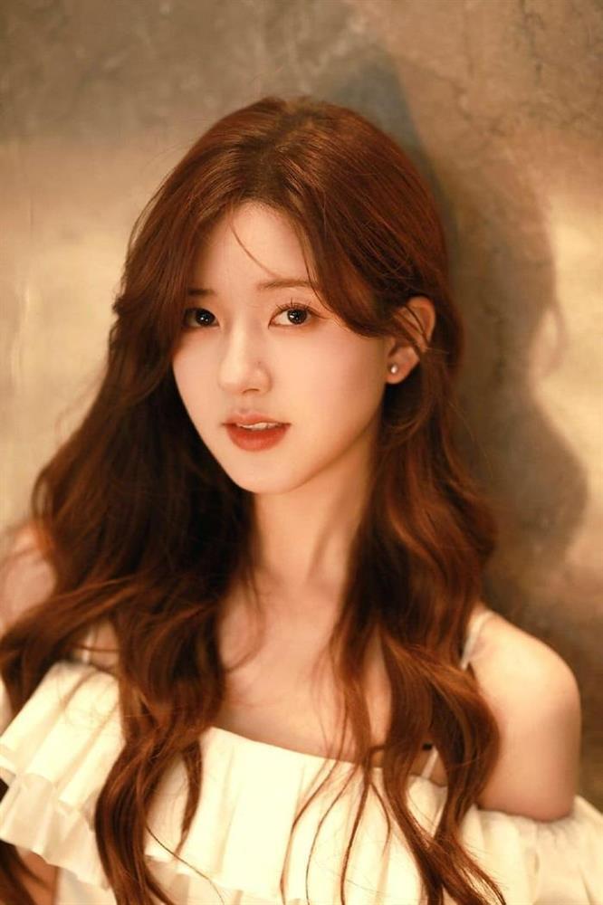 Triệu Lộ Tư phải đóng cùng bạn diễn kém tiếng, kém cả sắc-1