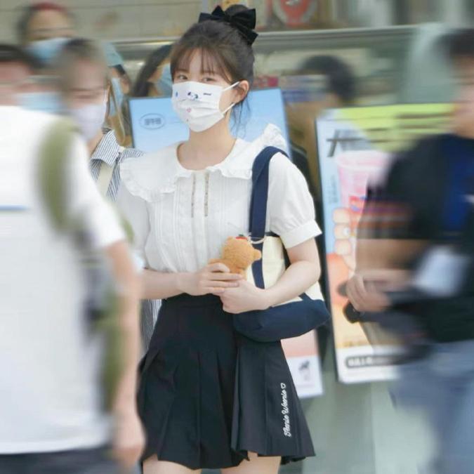 Triệu Lộ Tư phải đóng cùng bạn diễn kém tiếng, kém cả sắc-4