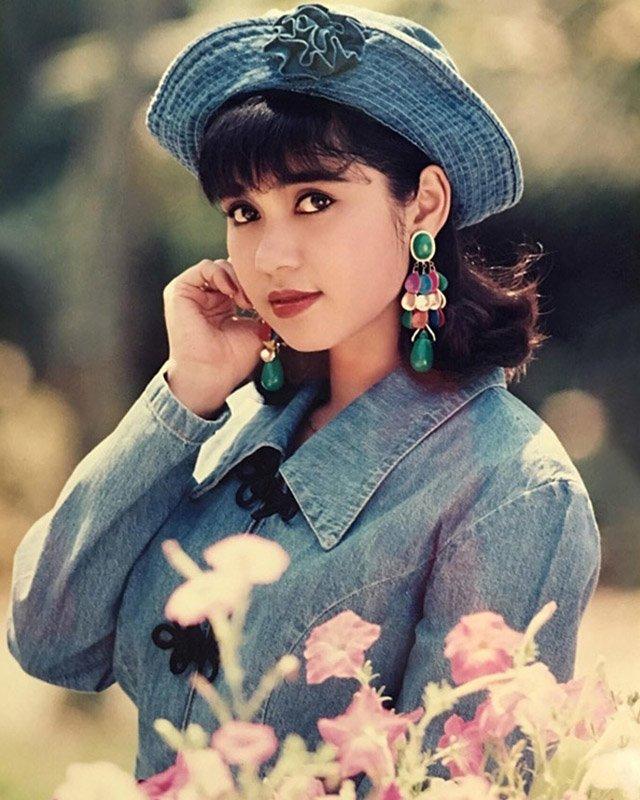 Bắt chước sao Việt mix đồ thập niên 80s với 5 item kinh điển-9