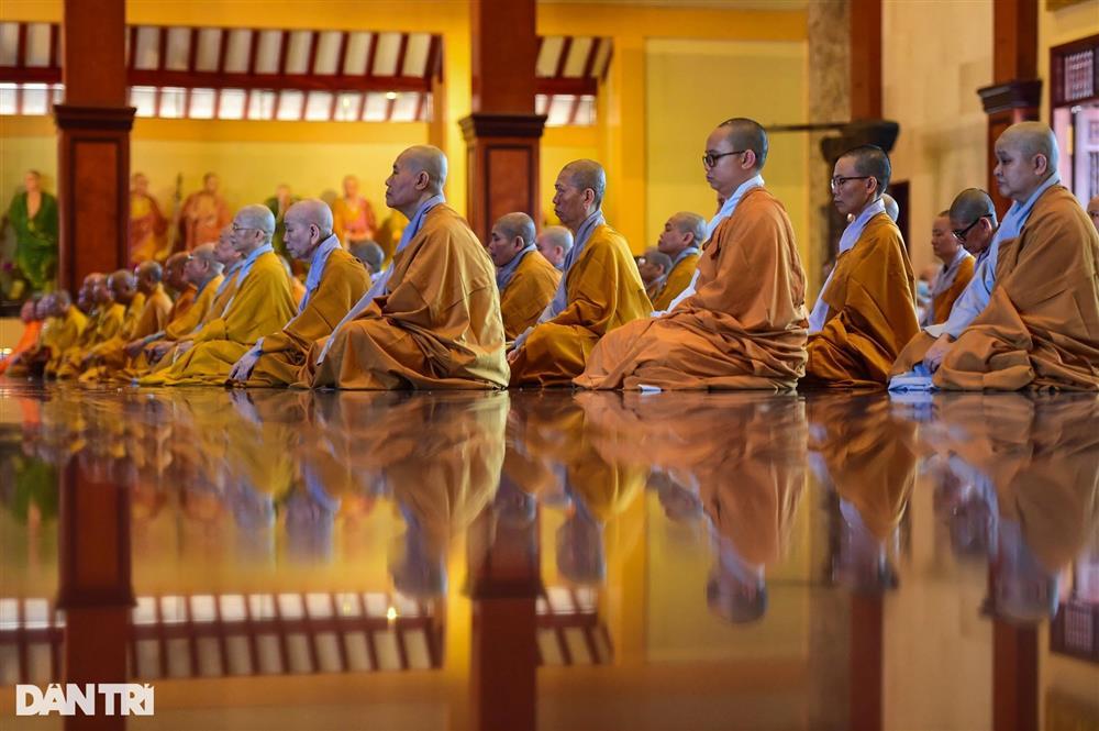 Đại lễ Tưởng niệm - Kỳ siêu giỗ đầu các nạn nhân mất do Covid-19 tại TPHCM-1