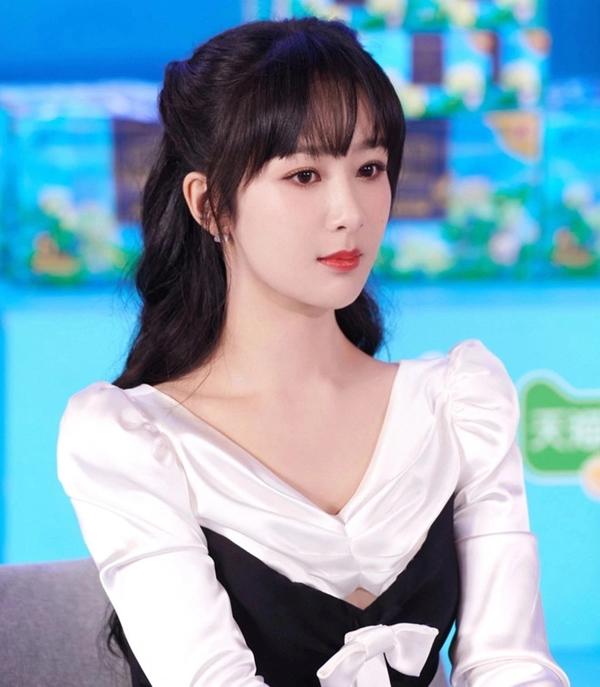 Cát-xê và vị thế của Triệu Lệ Dĩnh, Địch Lệ Nhiệt Ba-3