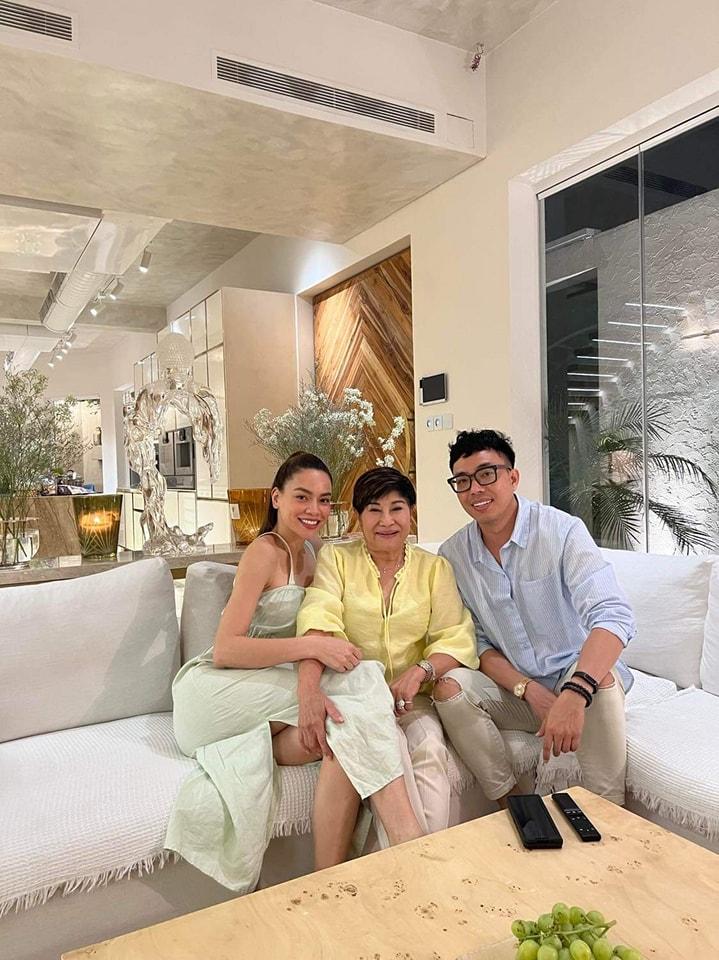 Hồ Ngọc Hà trổ tài nấu nướng chiêu đãi vợ cũ Đàm Vĩnh Hưng-1